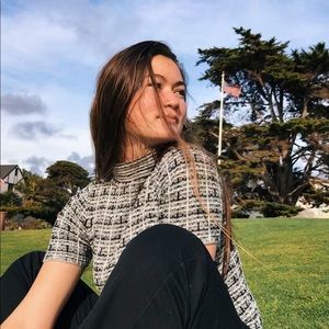 Meet your Posher, Amaru